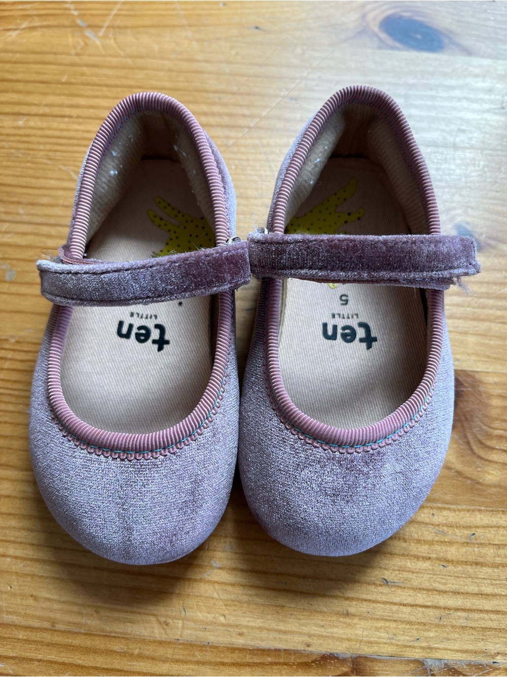 Ten Little Velvet Mary Janes Pink 5